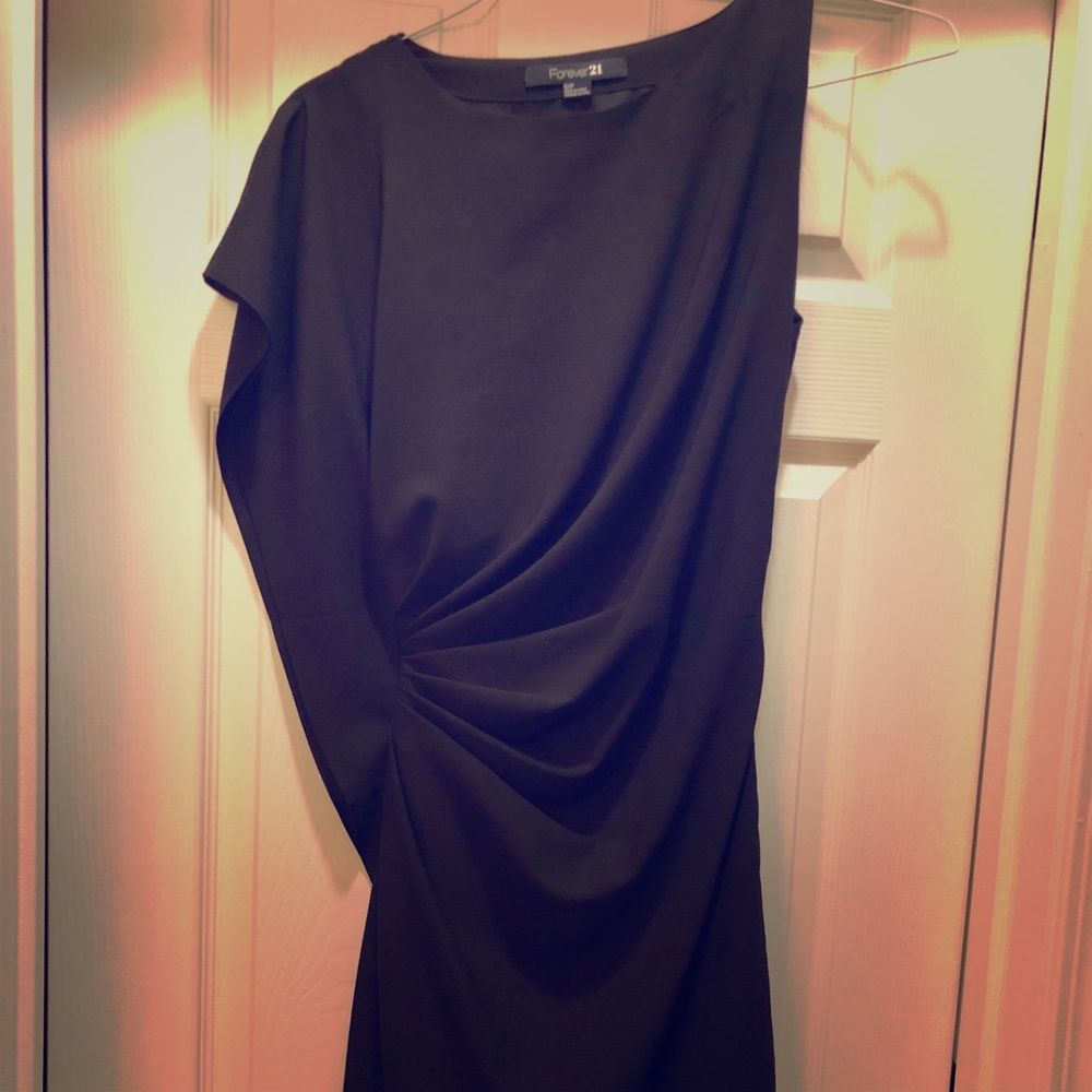 Forever 21 | Side Shirred Black Dress